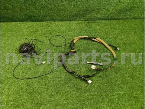 Проводка крышки багажника Toyota Avensis Verso, 2003 г., OEM 8218444180, арт. 02494095