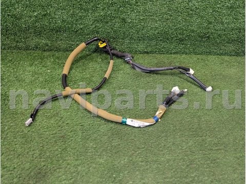 Проводка крышки багажника Toyota Avensis Verso, 2003 г., OEM 8218444180, арт. 02531805