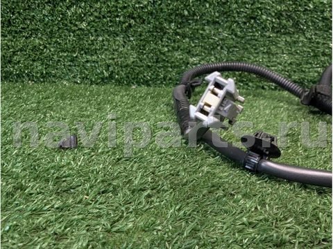 Проводка крышки багажника Toyota Echo, 2000 г., OEM 8216452010, арт. 02531931_4, фото 3