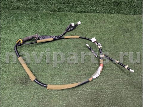 Проводка крышки багажника Toyota Avensis Verso, 2009 г., OEM 8218444130, арт. 02534518