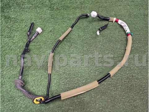 Проводка крышки багажника Toyota Avensis Verso, 2009 г., OEM 8218444190, арт. 02534569