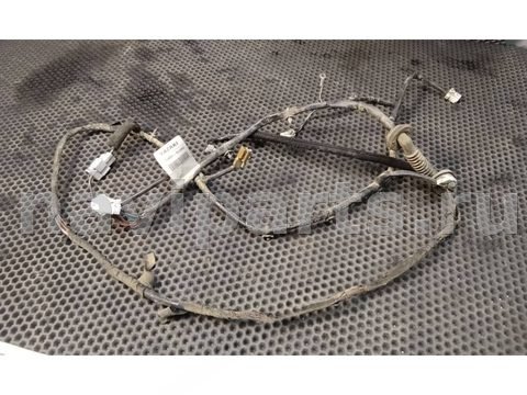 Проводка крышки багажника Nissan Almera Tino, 2001 г., OEM 24051BU060, арт. 110834239
