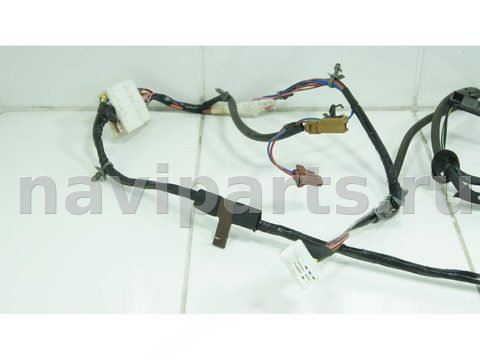 Проводка крышки багажника Nissan Armada TA60, 2003 г., OEM 24052ZZ51A, арт. 137879, фото 5