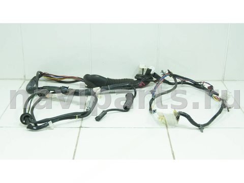 Проводка крышки багажника Nissan Armada TA60, 2003 г., OEM 24052ZZ51A, арт. 137879, фото 7