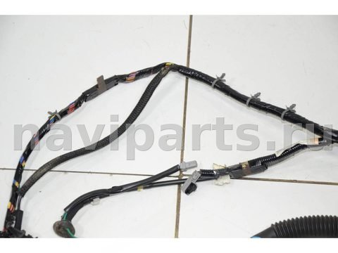 Проводка крышки багажника Nissan Armada TA60, 2004 г., OEM 24052ZZ51A, арт. 53482, фото 4