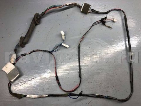Проводка крышки багажника Mazda 323, 1997 г., OEM BE6W67060A, арт. B75733283