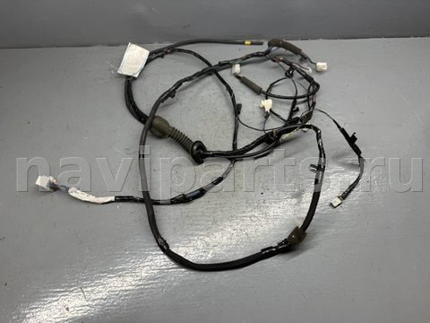 Проводка крышки багажника Mitsubishi Grandis, 2005 г., OEM MN188212, арт. B88433337