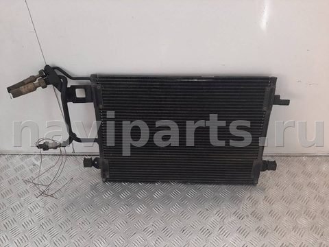 Радиатор кондиционера Volkswagen Passat, 2000 г., OEM 8D0260401D, арт. 1045351