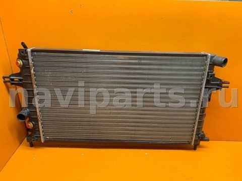 Радиатор основной Opel Astra, 2006 г., арт. 01016284, фото 2