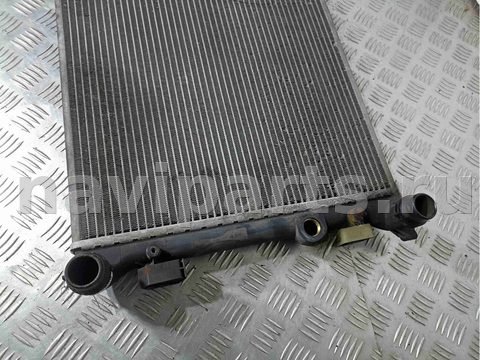Радиатор основной Volkswagen Golf, 2004 г., арт. 013698, фото 2