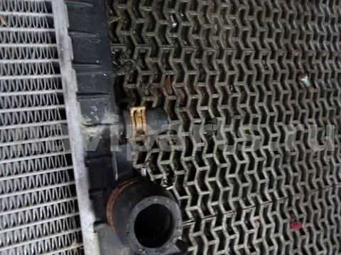 Радиатор основной Ford Focus, 2000 г., OEM XS4H8C342AA, арт. 0159801