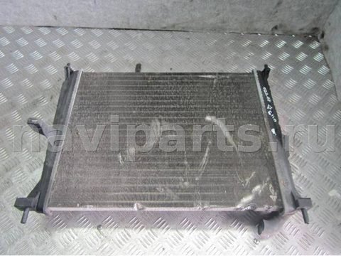 Радиатор основной Renault Clio, 2009 г., OEM 8200523416, арт. 0191498
