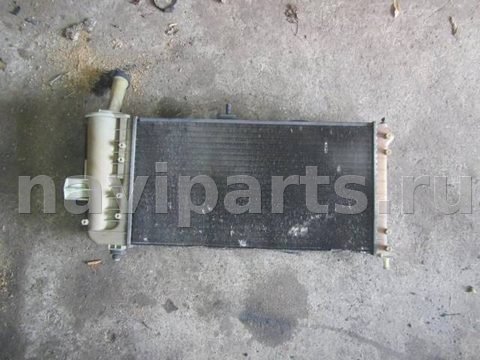 Радиатор основной Fiat Punto, 2004 г., OEM 823700600, арт. 0192363