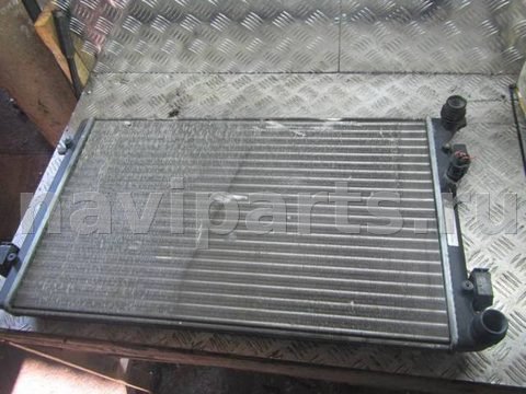 Радиатор основной Volkswagen Golf, 2000 г., OEM 1j0121253n, арт. 0192786