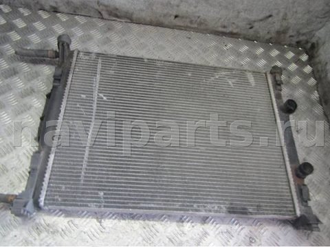Радиатор основной Renault Megane, 2003 г., OEM 8200357536a, арт. 0212098