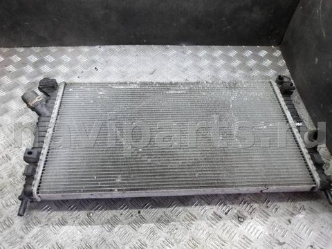 Радиатор основной Ford Focus, 2006 г., OEM 3m5h8005tl, арт. 0221523