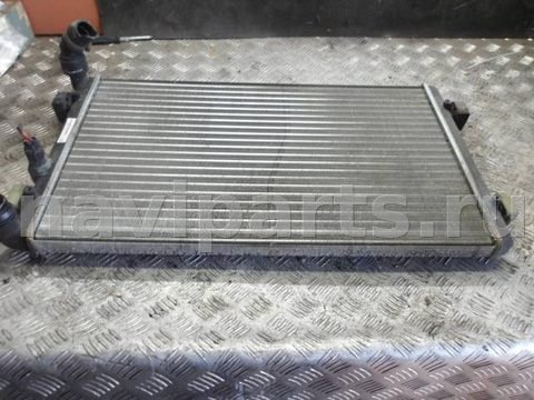 Радиатор основной Volkswagen Golf, 2000 г., OEM 1j0121253n, арт. 0254569