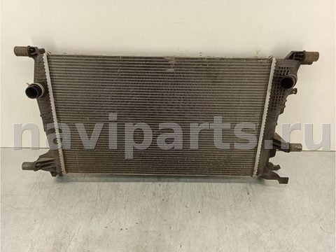 Радиатор основной Renault Megane, 2010 г., OEM 144960006R, арт. 1FE6-10