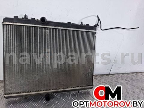 Радиатор основной Peugeot 308, 2011 г., OEM 9674089680, арт. 28184