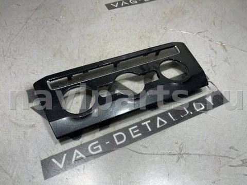 Рамка блока управления печки/климат-контроля Volkswagen Tiguan, 2018 г., арт. 112917471