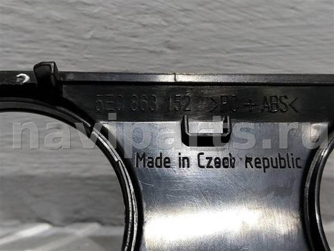 Рамка блока управления печки/климат-контроля Skoda Octavia A7, 2013 г., арт. 12751, фото 3