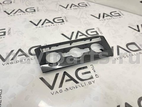 Рамка блока управления печки/климат-контроля Volkswagen Tiguan, 2020 г., арт. 132096015