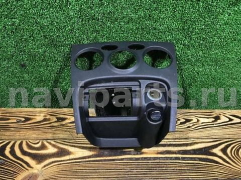 Рамка блока управления печки/климат-контроля Hyundai Santa Fe, 2004 г., арт. 47452749