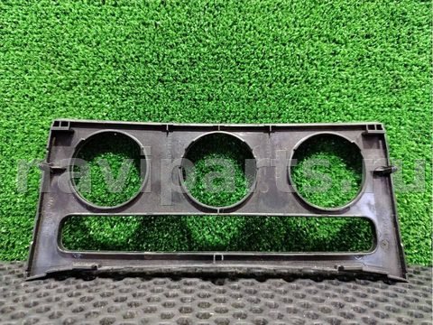 Рамка блока управления печки/климат-контроля Volkswagen Passat B6, 2005 г., арт. 77901062, фото 2