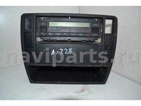 Рамка блока управления печки/климат-контроля Volkswagen Passat B5, 2000 г., арт. A228_2