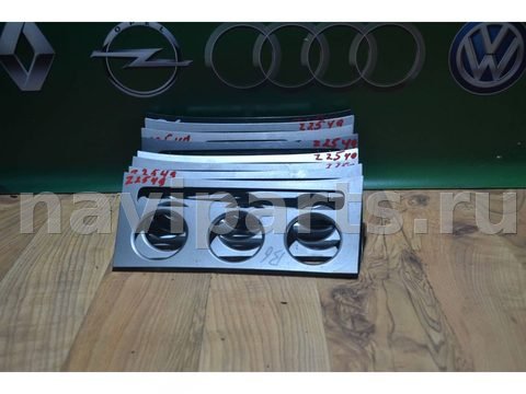 Рамка блока управления печки/климат-контроля Volkswagen Passat B6, 2007 г., арт. z2549