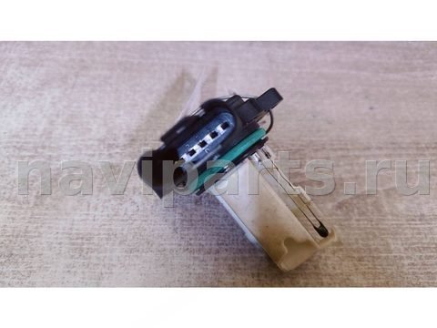 Расходомер воздуха (ДМРВ) BMW 5 F10/F11/GT F07, 2010 г., OEM 7551638, арт. 00022925, фото 2