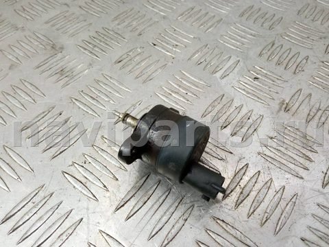 Регулятор давления топлива BMW 5 E39, 2001 г., OEM 0281002480, арт. 1114500
