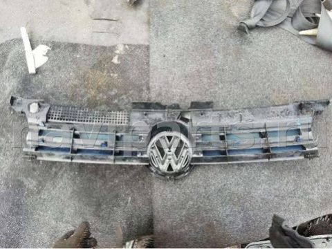 Новое Volkswagen Golf, 1999 г., арт. 34904375