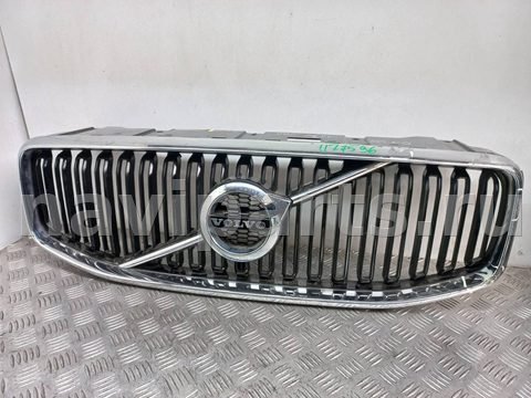 Новое Volvo XC60, 2018 г., OEM 31425532, арт. 1103700