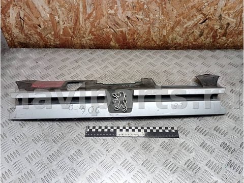 Новое Peugeot 306, 1993 г., OEM 1850969, арт. A17076