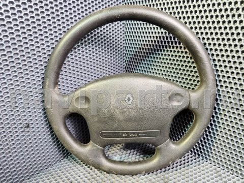 Новое Renault Laguna, 2000 г., арт. 96958882