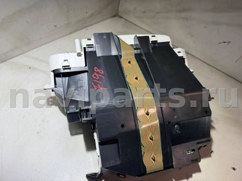 Новое Toyota Yaris, 2000 г., арт. 110853283, фото 4