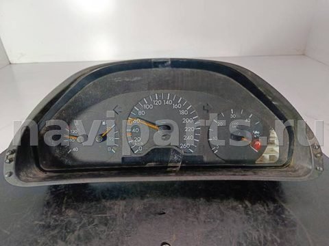 Новое Mercedes E W210, 1997 г., OEM 2105403348, арт. 163592