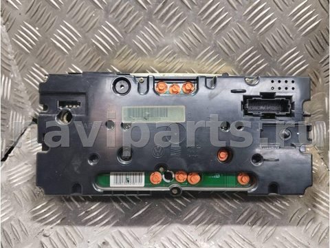 Новое Volkswagen Golf, 1994 г., OEM 1H6919033A, арт. 202591, фото 3