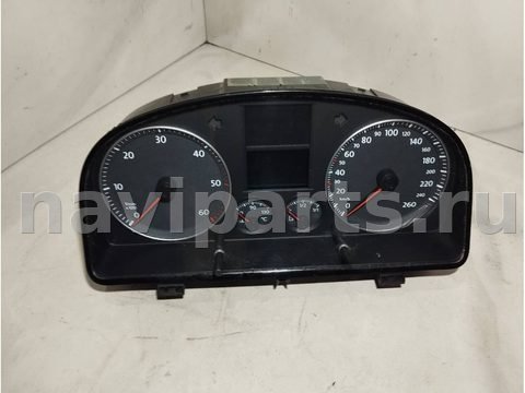 Новое Volkswagen Touran, 2005 г., арт. 90935436