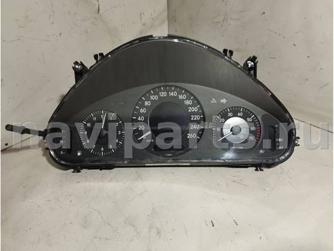 Новое Mercedes E W211, 2003 г., арт. 95725723