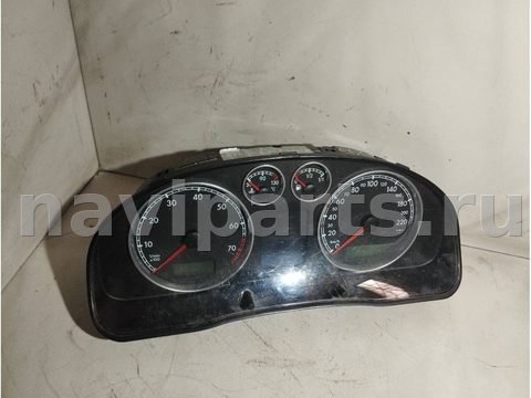 Новое Volkswagen Passat B5, 2001 г., арт. 95725783