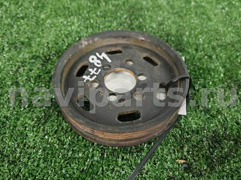 Новое Volkswagen Golf, 2001 г., OEM 038145255A, арт. D4877