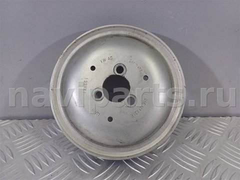 Шкив помпы Audi A6 C7, 2010 г., OEM 06E121031E, арт. 26424