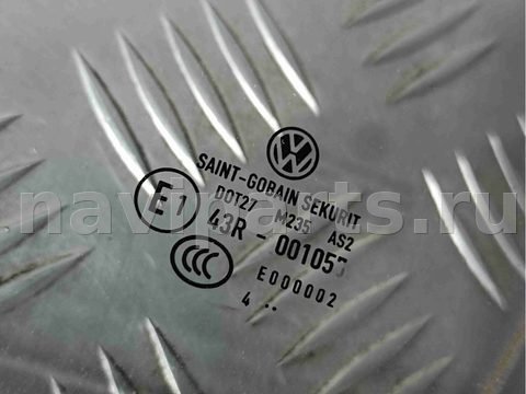 Стекло двери передней левой Volkswagen Golf, 2004 г., арт. 012168, фото 2