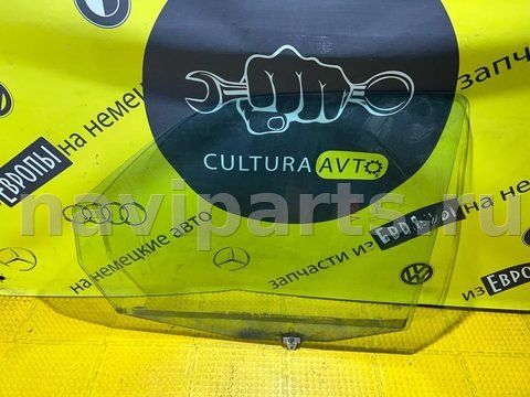 Стекло двери передней левой Mercedes Vito W638, 1997 г., арт. 92979