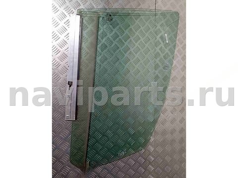 Стекло двери передней правой Opel Zafira, 2009 г., арт. 010759