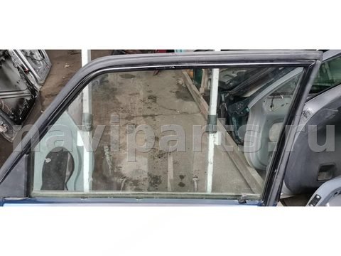 Стекло двери передней правой Mitsubishi Pajero, 2000 г., арт. 25458