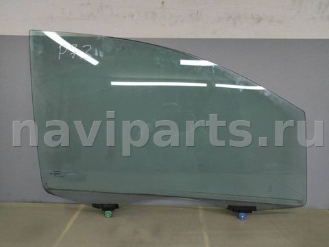 Стекло двери передней правой Toyota Sienna, 2014 г., арт. 310991