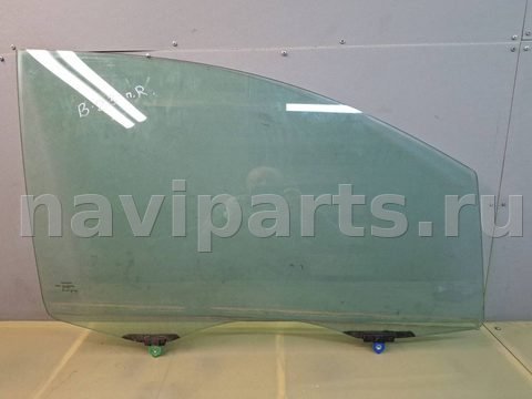 Стекло двери передней правой Toyota Sienna, 2011 г., арт. 317796